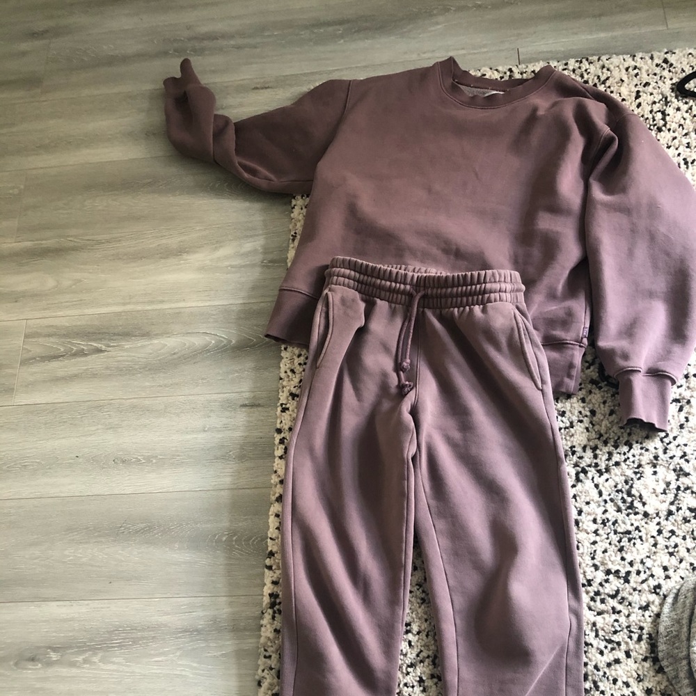 COPY - Aritzia tracksuit